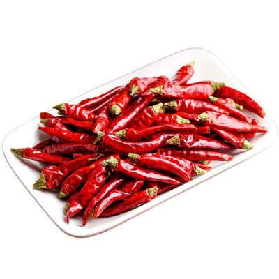 Articoli aromatici di colore rosso